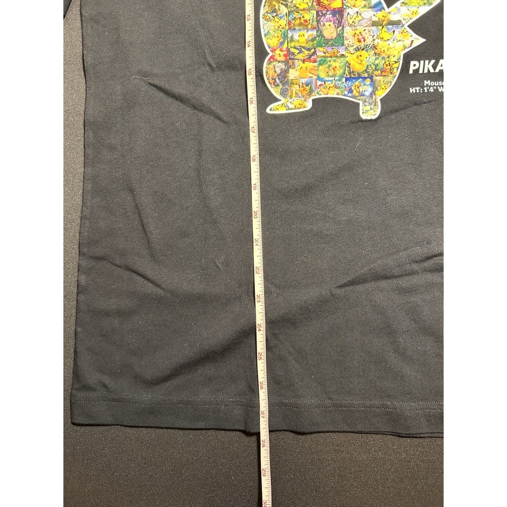 Uniqlo UT Pokemon Pikachu T-Shirt Black Graphic Anime Rare Mens L - Picture 5 of 6